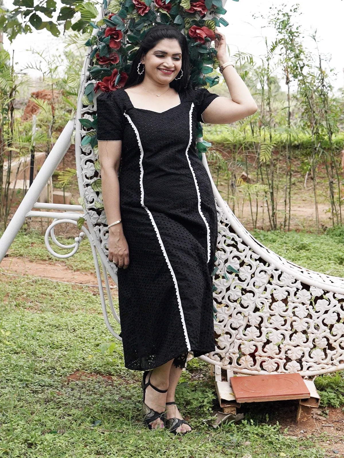 Black hakoba frock